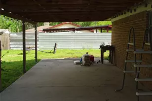 18906 Woodridge Dr, Conroe, TX 77302 - Photo 23