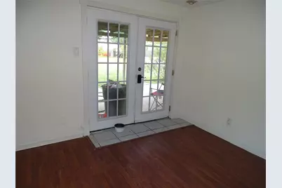 18906 Woodridge Drive, Conroe, TX 77302 - Photo 9