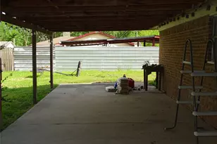 18906 Woodridge Dr, Conroe, TX 77302 - Photo 23
