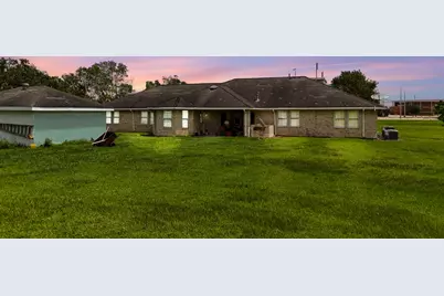 4338 Davenport Pkwy, Rosharon, TX 77583 - Photo 9