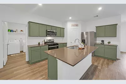 11805 Summertime Drive, Willis, TX 77318 - Photo 5