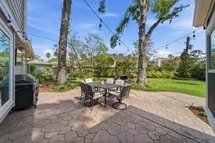 8307 Creekstone Cir, Houston, TX 77055 - Photo 23