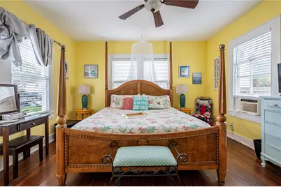 1301 14th Street, Galveston, TX 77550 - Photo 17