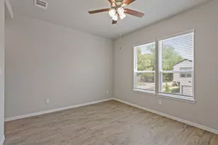 13511 Axel Ln, Houston, TX 77047 - Photo 19