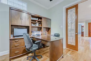 319 W 10th St, Houston, TX 77008 - Photo 17