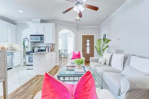 319 W 10th St, Houston, TX 77008 - Photo 25