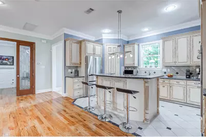 319 W 10 Street, Houston, TX 77008 - Photo 11