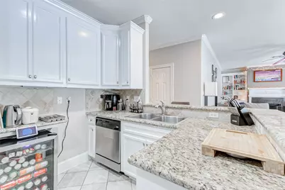 319 W 10 Street, Houston, TX 77008 - Photo 37