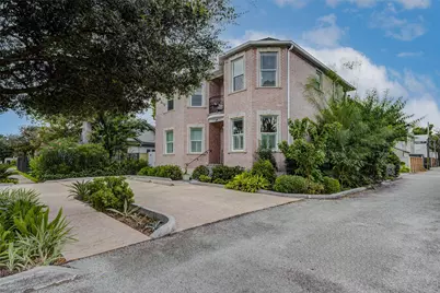 319 W 10 Street, Houston, TX 77008 - Photo 5