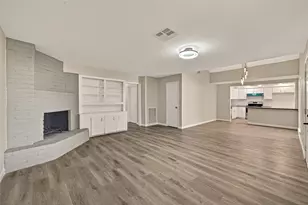 4450 Yupon Ridge Dr, Houston, TX 77072 - Photo 9