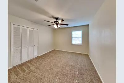 105 Saint Andrews Drive, Friendswood, TX 77546 - Photo 15