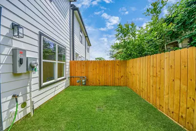 5029 Broom Street #C, Houston, TX 77091 - Photo 19