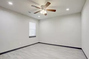 4606 Denmark Rd, Houston, TX 77016 - Photo 7