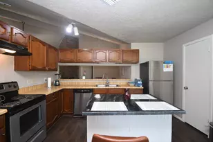 10102 Barmont Dr, La Porte, TX 77571 - Photo 3