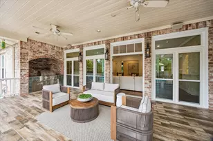 223 Heritage Oaks Ln, Houston, TX 77024 - Photo 29