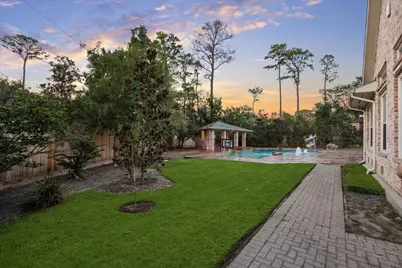 223 Heritage Oaks Lane, Houston, TX 77024 - Photo 37