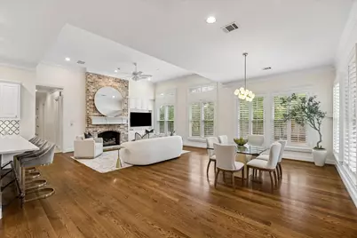 223 Heritage Oaks Lane, Houston, TX 77024 - Photo 15