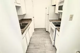 10049 Westpark Dr, Houston, TX 77042 - Photo 11