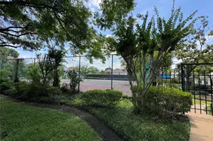 10049 Westpark Dr, Houston, TX 77042 - Photo 5