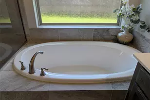 10323 Granite Ct, Rosharon, TX 77583 - Photo 17