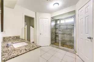 8107 Durklyn Ln, Houston, TX 77070 - Photo 17
