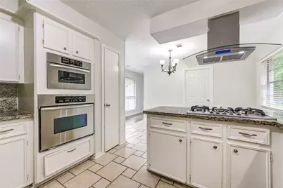 8107 Durklyn Lane, Houston, TX 77070 - Photo 9