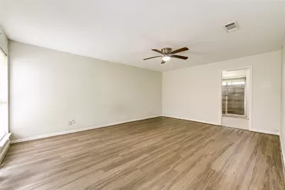 8107 Durklyn Lane, Houston, TX 77070 - Photo 15
