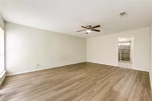 8107 Durklyn Ln, Houston, TX 77070 - Photo 15