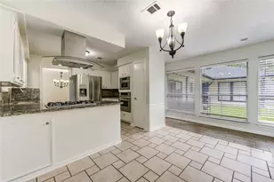 8107 Durklyn Ln, Houston, TX 77070 - Photo 11
