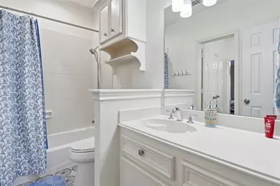 2318 Pinefield Lane, Houston, TX 77063 - Photo 37