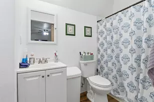 2318 Pinefield Ln, Houston, TX 77063 - Photo 43