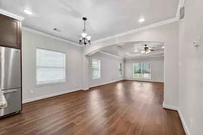 213 W Jackson Avenue, Pasadena, TX 77506 - Photo 9