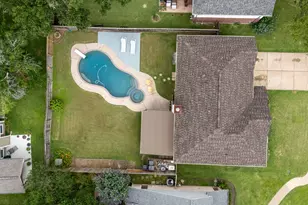 611 Woodlake Cir, Sugar Land, TX 77498 - Photo 41