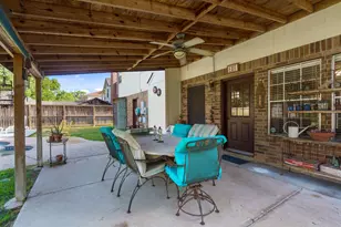 611 Woodlake Cir, Sugar Land, TX 77498 - Photo 33