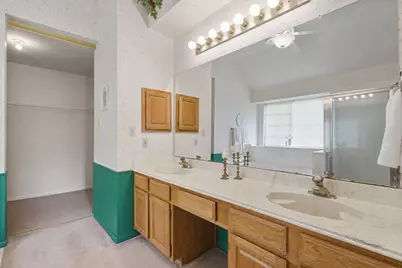 611 Woodlake Circle, Sugar Land, TX 77498 - Photo 23