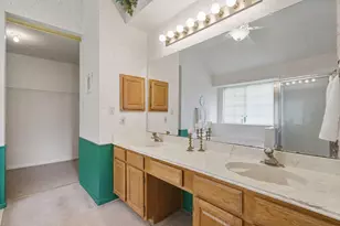 611 Woodlake Cir, Sugar Land, TX 77498 - Photo 23