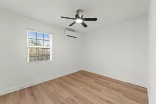 5406 Firefly St, Houston, TX 77017 - Photo 15