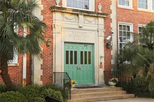 830 W 19th St, Houston, TX 77008 - Photo 33