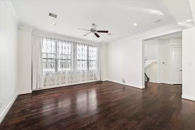 830 W 19th Street #B, Houston, TX 77008 - Photo 7