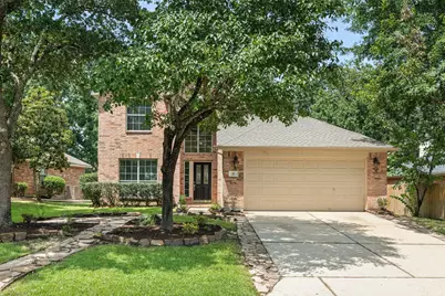 27 Queenscliff Circle, The Woodlands, TX 77382 - Photo 1