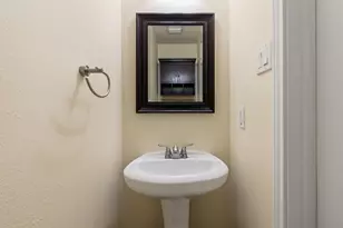 27 Queenscliff Circle, The Woodlands, TX 77382 - Photo 33