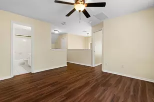 27 Queenscliff Circle, The Woodlands, TX 77382 - Photo 27