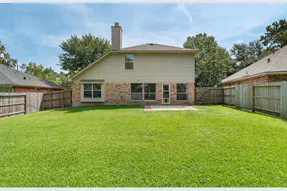 27 Queenscliff Circle, The Woodlands, TX 77382 - Photo 35