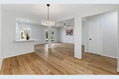 9326 Meadowbriar Lane, Houston, TX 77063 - Photo 7