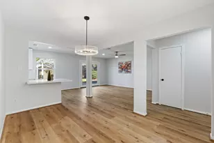 9326 Meadowbriar Ln, Houston, TX 77063 - Photo 7