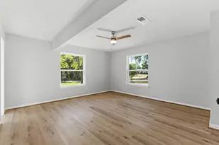 9326 Meadowbriar Ln, Houston, TX 77063 - Photo 19