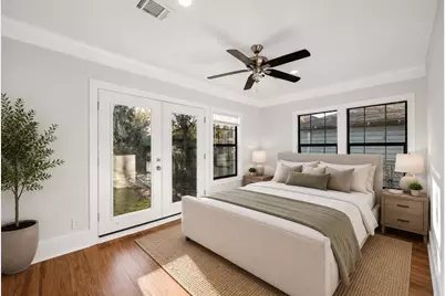 1633 Fourcade Street #B, Houston, TX 77023 - Photo 1