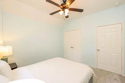 34 S Hawthorne Hollow Circle, The Woodlands, TX 77384 - Photo 35