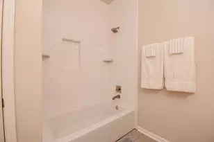 7915 Fall Hollow Dr, Houston, TX 77041 - Photo 25