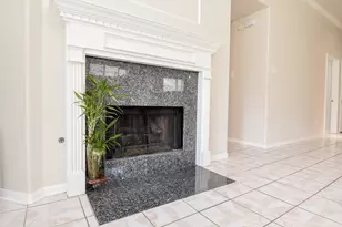 7915 Fall Hollow Dr, Houston, TX 77041 - Photo 21